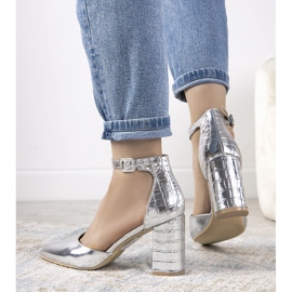 Stříbrné lodičky na sloupku Ayers stříbrný 2 Stříbrné lodičky na sloupku Ayers stříbrný 2