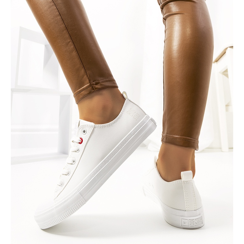 Bílé dámské tenisky Big Star JJ274007 bílý 1