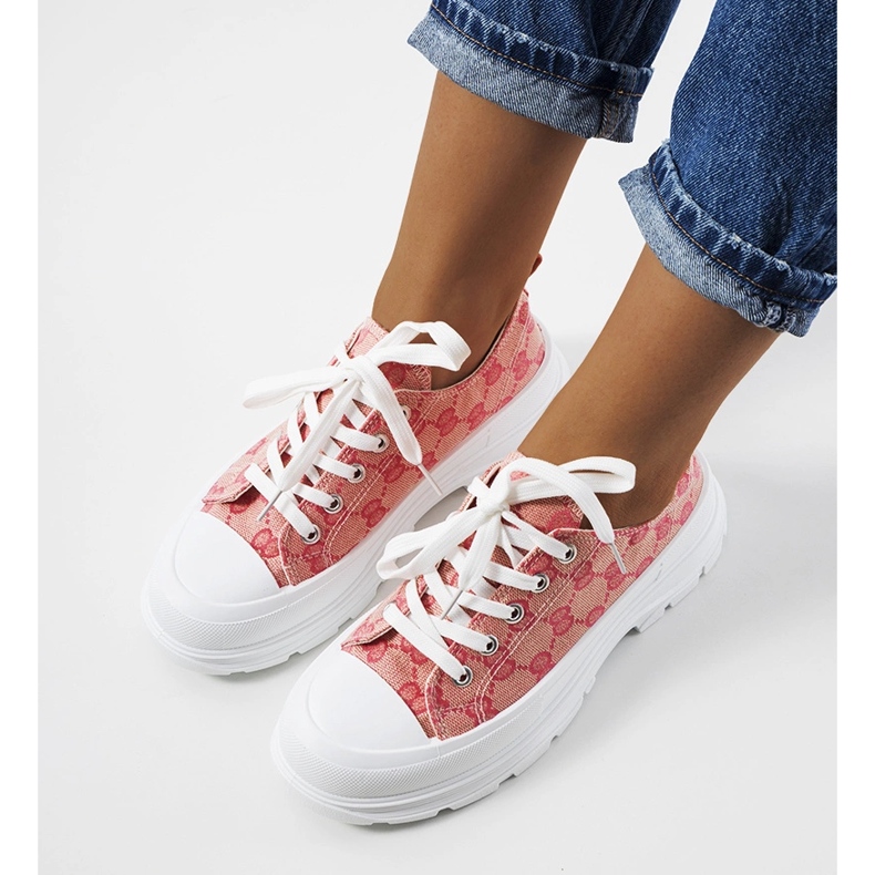 Růžové a béžové tenisky od Waters růžový 1