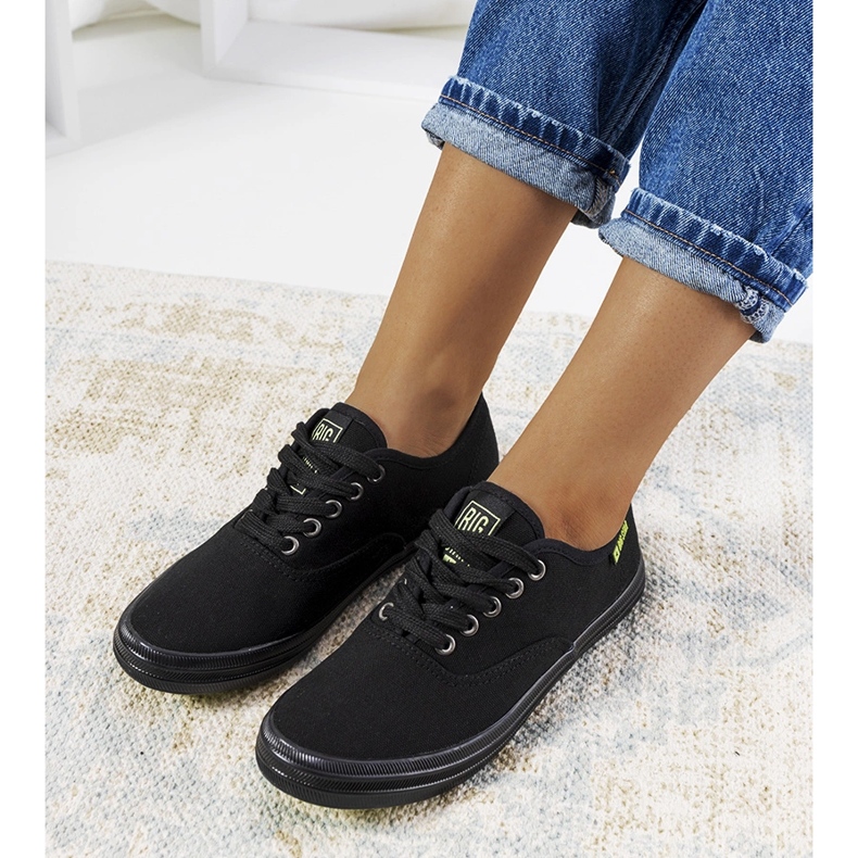 Dámské černé tenisky Big Star JJ274261 černá 1