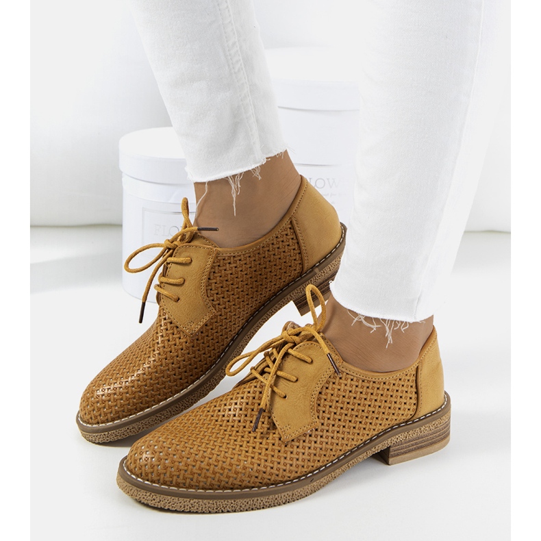 Ortensia hnědé prolamované oxfordky hnědý 1