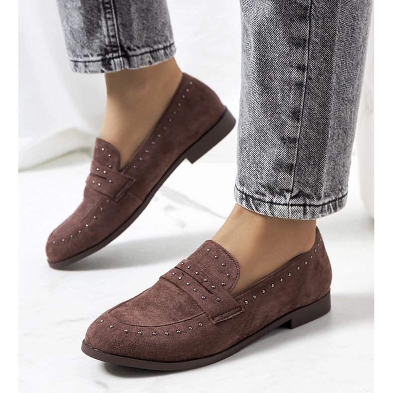 Hnědé kožené boty s cvočky Ishana hnědý 1