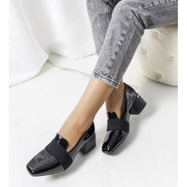 Černé lakované boty na sloupku Tammy černý 1