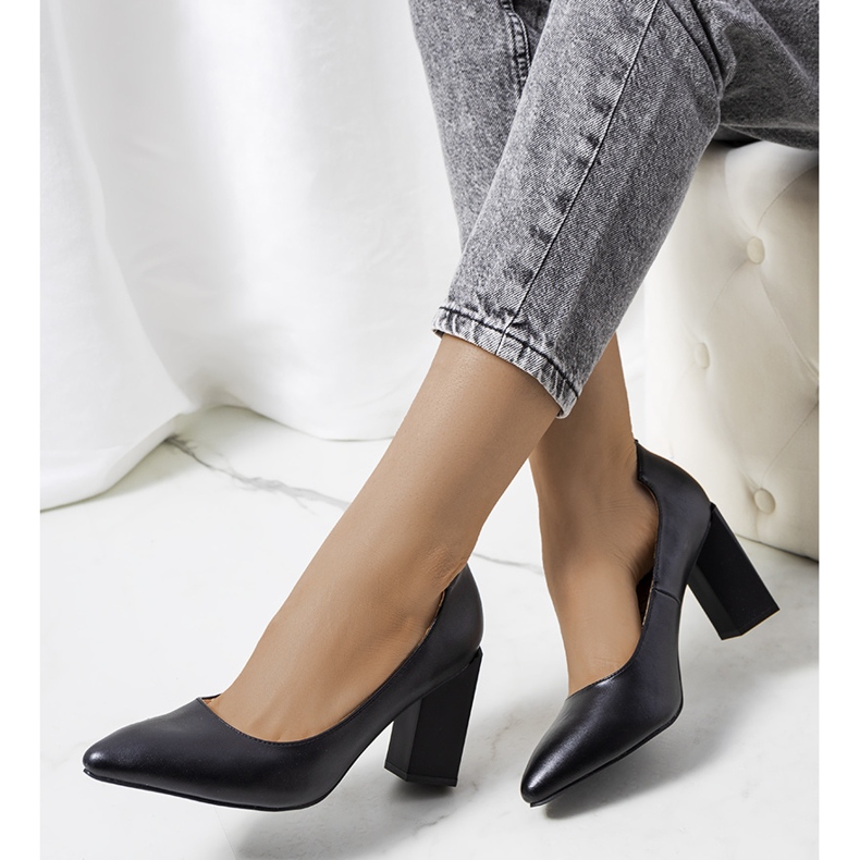 Černé lodičky na Kruisově postu černá 1