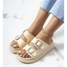 Béžové pantofle s přezkami Ageston béžový 1