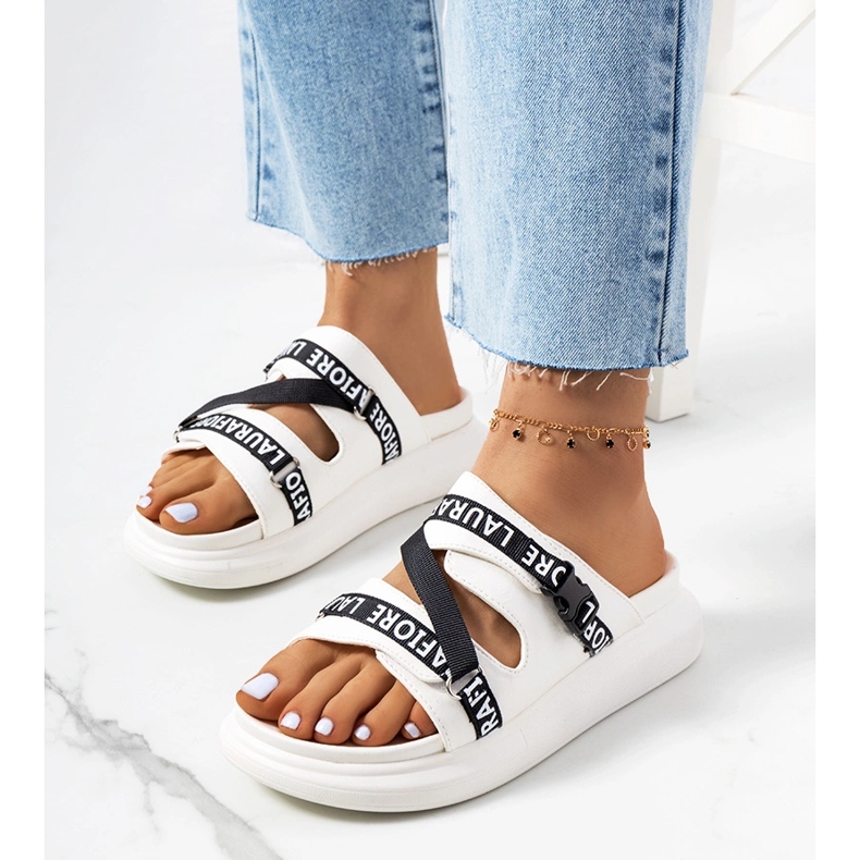 Bílé pantofle na platformě Kogil bílý 1