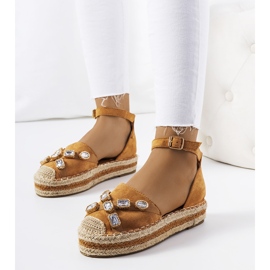 Hnědé espadrilky s kubickou zirkonií Taimi hnědý 1