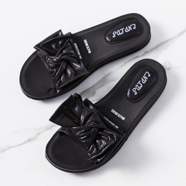 BM Černé pantofle s lesklou mašlí Sora černá 1