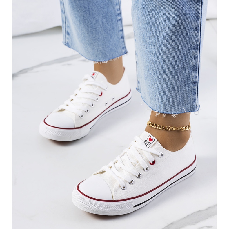 Bílé klasické ženské tenisky bílý 1