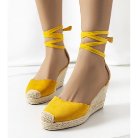Žluté espadrilky na Tylerově klínu žluť 1
