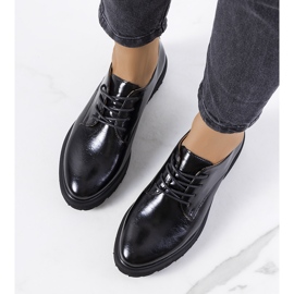 Černé dámské boty značky Mungo černá 1