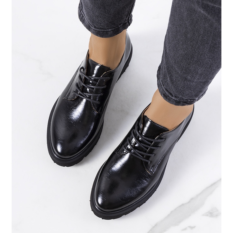 Černé dámské boty značky Mungo černá 1