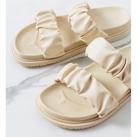 Béžové dámské pantofle Buzaco béžový 1