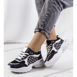 Dámské černé a bílé tenisky Florival bílý 1