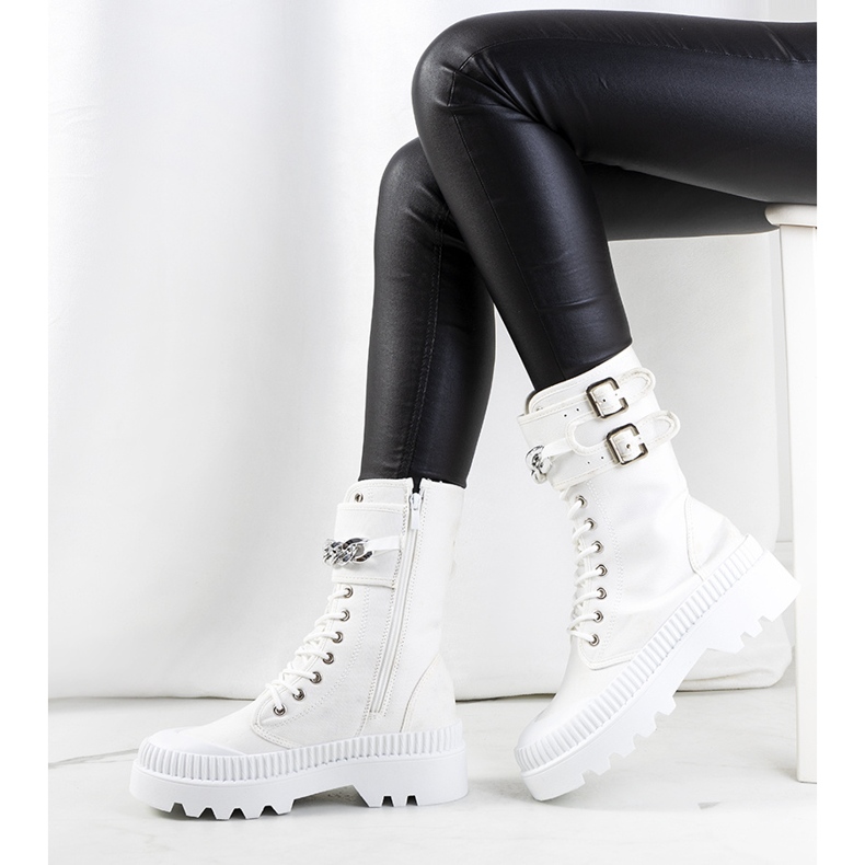 Bílé tenisky s řetízkem Taus bílý 1