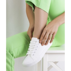 Bílé tenisky Big Star KK274010 bílý 1