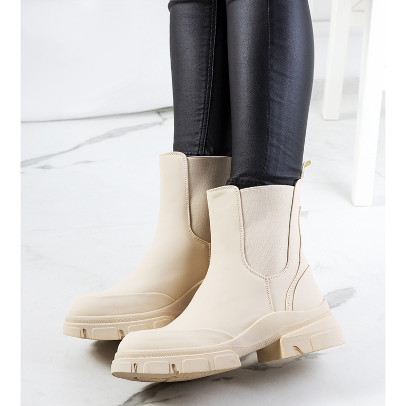 PA1 Béžové kozačky Carlos béžový 2