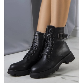 Černé kozačky z ekokůže značky Narnclaedra černá 1