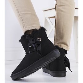 Černé sněhule s mašlí Lachance černá 2