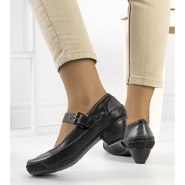 Černé lodičky se zapínáním na pásek Via černá 1