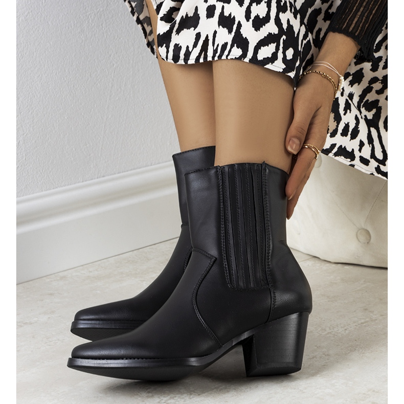 Černé kovbojské boty Bento černý 1