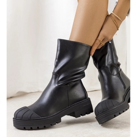 Black Sville trapers černá 1