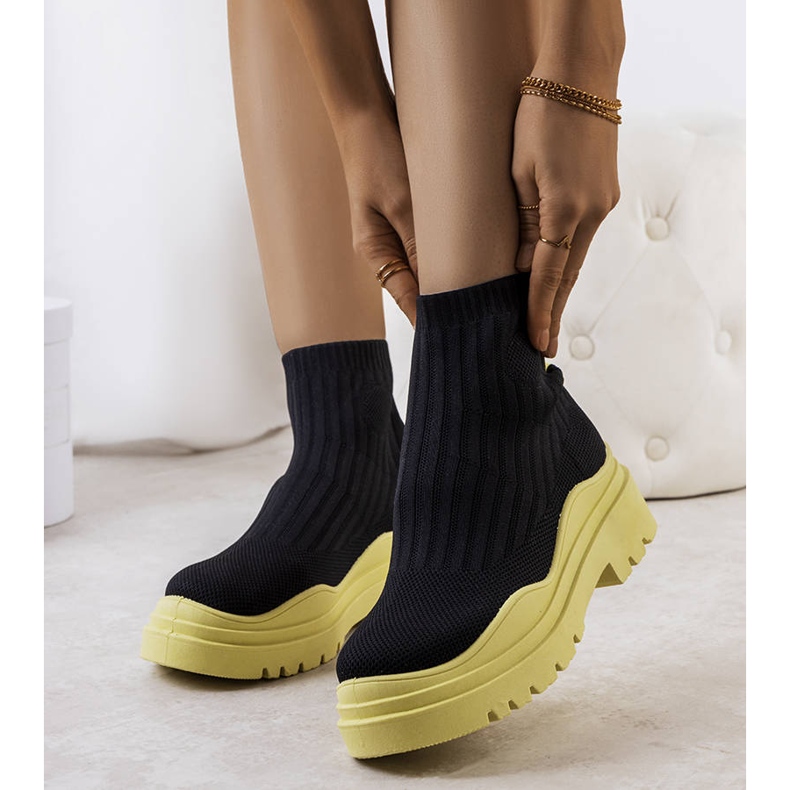 Černé a žluté vysoké tenisky značky Marks černá 1