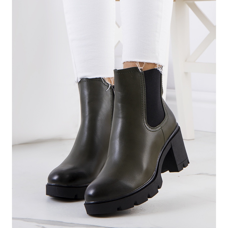 PA1 Zelené kozačky na podpatku značky Selima zelená 1