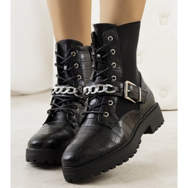 BM Černé trapery od Magana černý 1