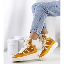 Dámské hořčicové sněhule značky Laursen oranžový 1