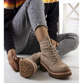 PA1 Béžové trapery od Nicolo béžový 1