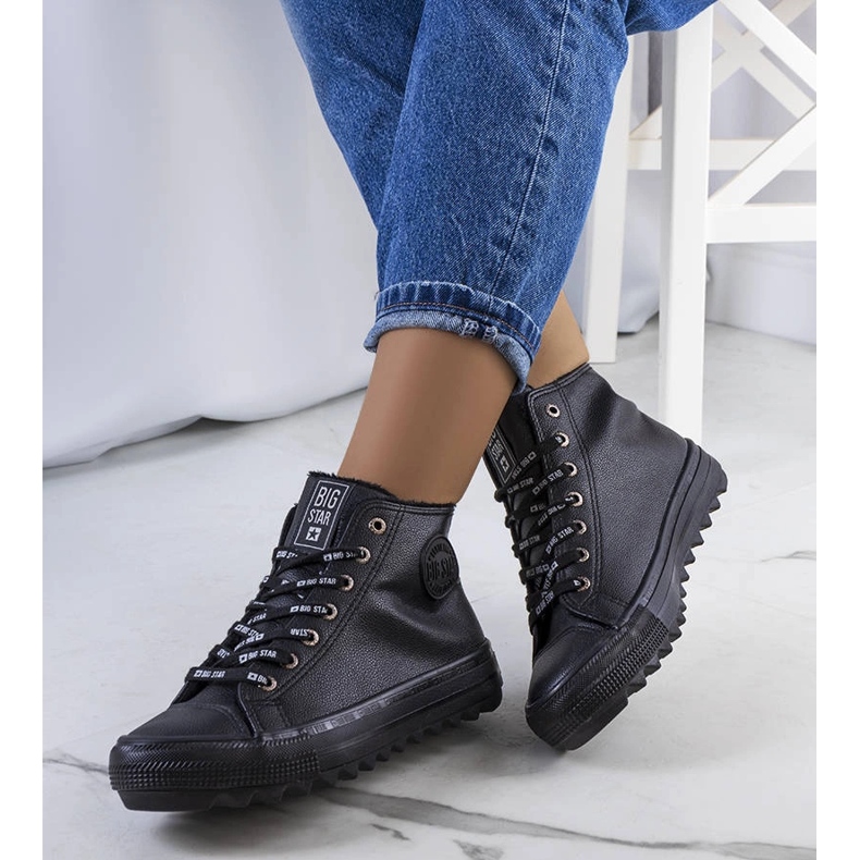 Černé zateplené tenisky Big Star EE274110 černá 1