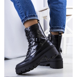 Černí trappeři od Norry černý 1