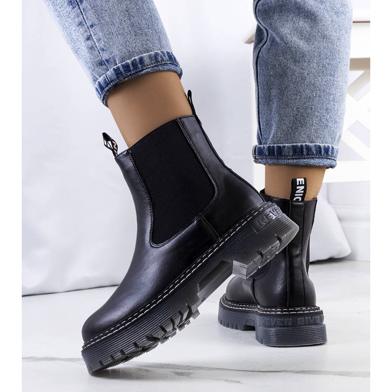 Černí Gamez Workers černá 1