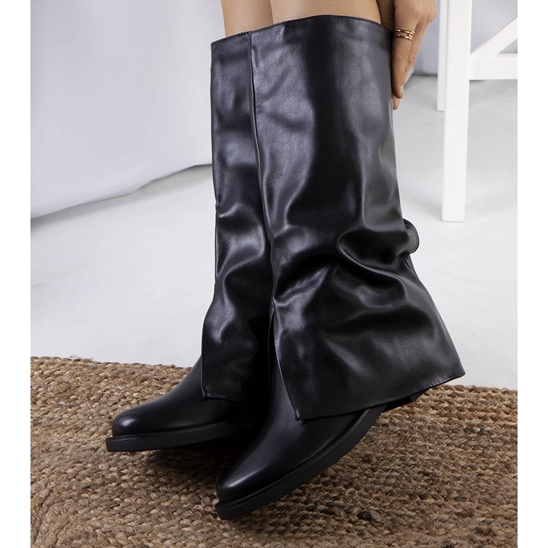 PA1 Černé boty Moerna černá 1