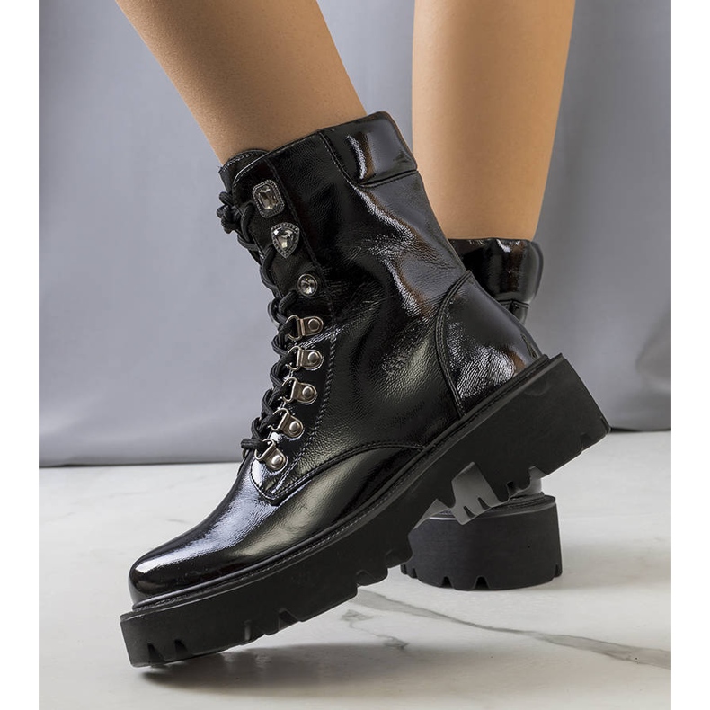 PA1 Černé boty na podrážce traktoru Iglesi černá 1