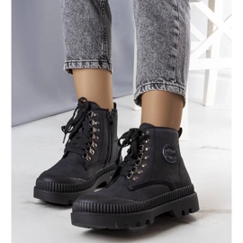 Černé zateplené holínky LCJ-22-44-1338L Lee Cooper černá 1 Černé zateplené holínky LCJ-22-44-1338L Lee Cooper černá 1