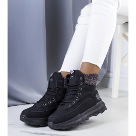 Černé zateplené holínky LCJ-22-44-1362L Lee Cooper černá 1