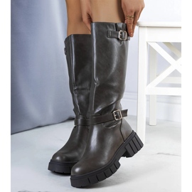 Zelené teplé kozačky značky Merli zelený 1