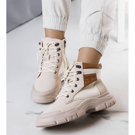 BM Béžové zateplené kozačky Fordla béžový 1