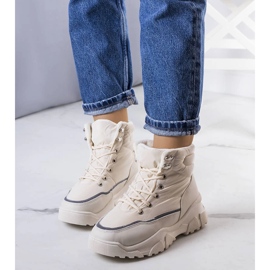 Krémové zateplené kozačky Rimu béžový 1