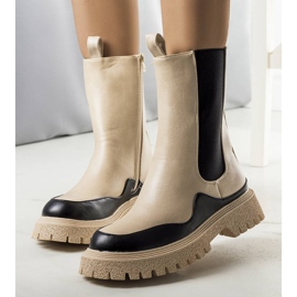 PA1 Béžové a černé kozačky značky Valeris béžový černá 1 PA1 Béžové a černé kozačky značky Valeris béžový černá 1