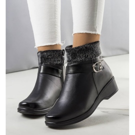 PA1 Černé, zateplené kozačky na klínku Bryson černá 1