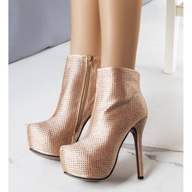 BM Zlaté kozačky Tatiana na vysokém podpatku zlatý 2