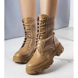 Hnědé kozačky Kori hnědý 1