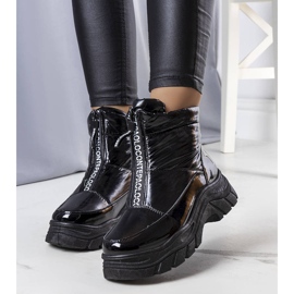 BM Černé lakované sněhule Leonel černý 1