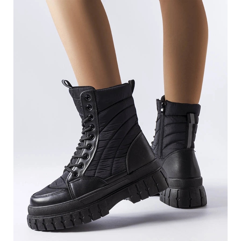 Černé zateplené sněhule Collin černá 1