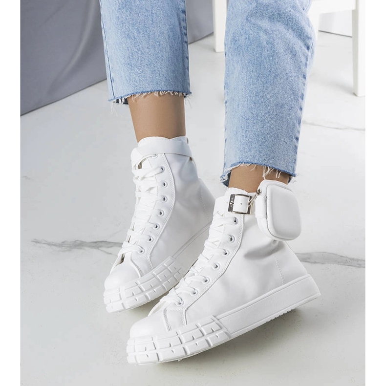 Bílé kotníkové boty se sáčkem Willie bílý 1