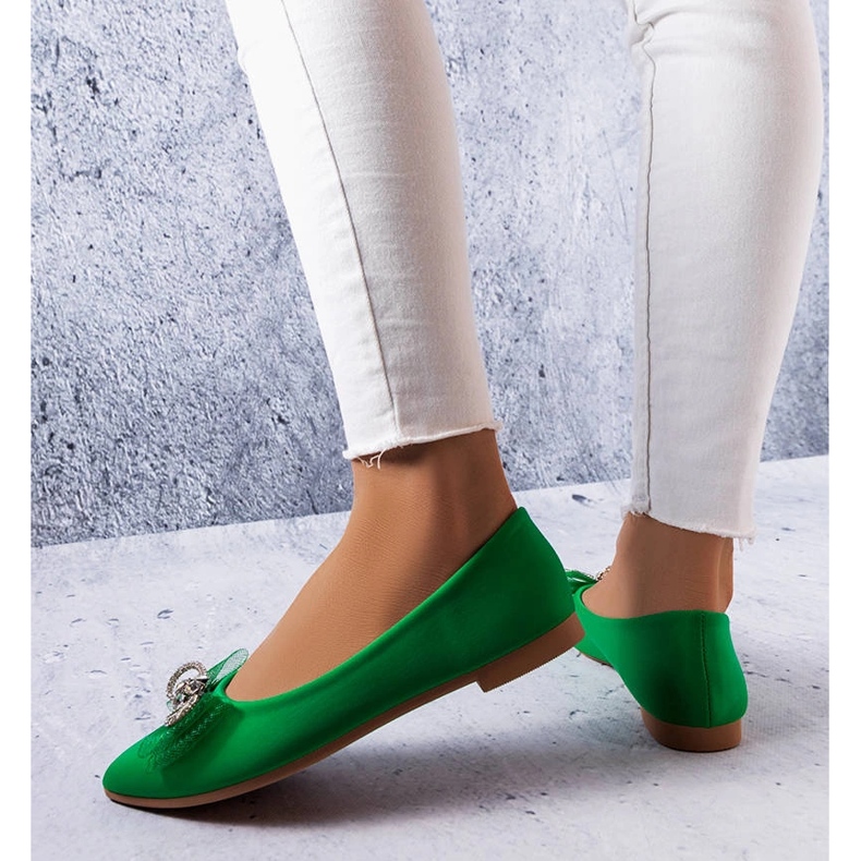 Zelené balerínky s mašlí a kamínky od LaGarde zelená 1