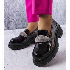 Černě lakované brogue s kubickou zirkony Mouss černý 1